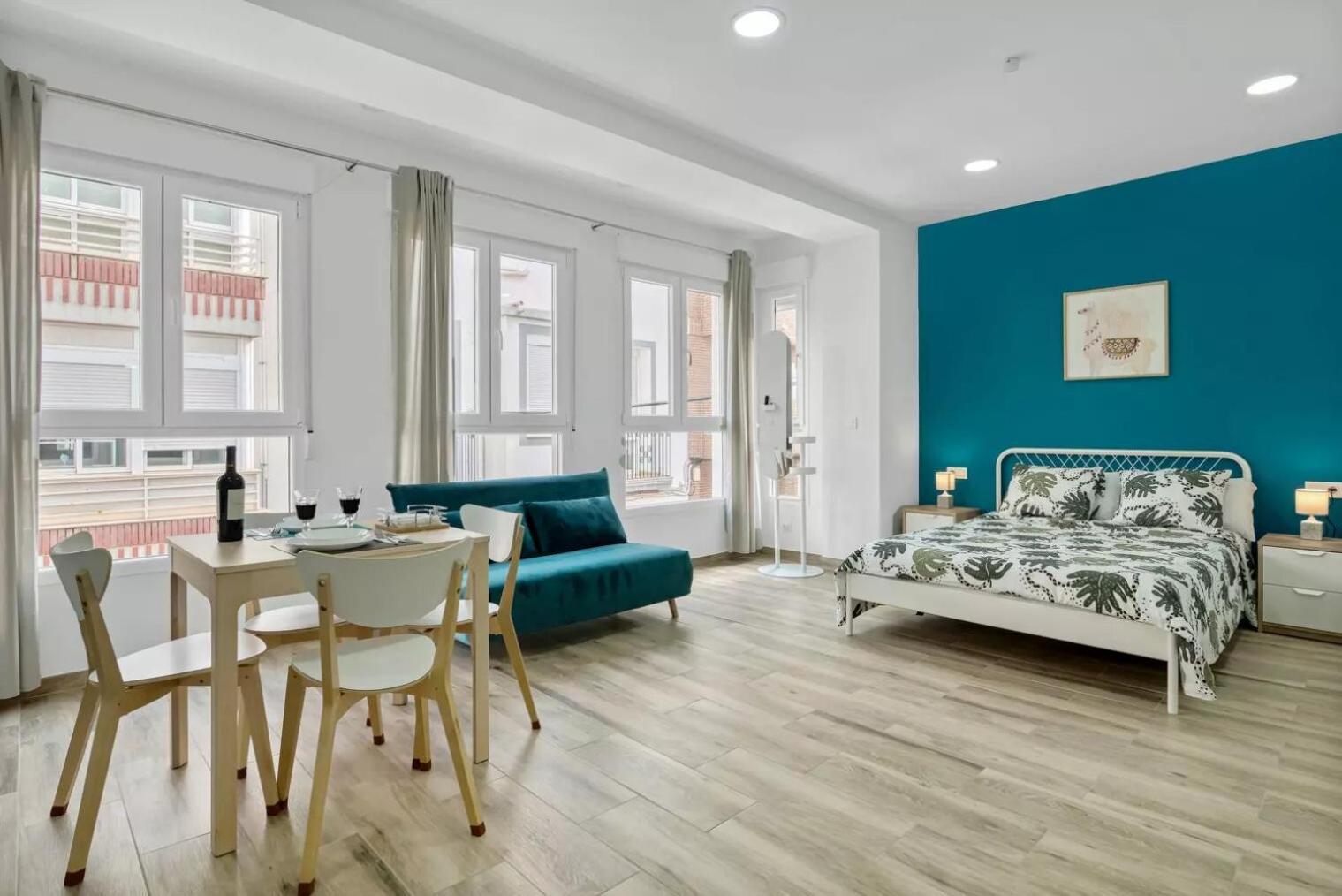 Umihouse Apartamentos Centro อาลิกันเต ภายนอก รูปภาพ